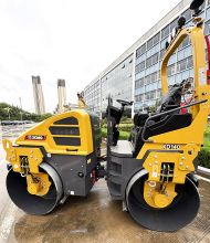 XCMG Factory Road Compactor Machine 4 Ton Mini Road Roller Double Drum XD140 Price
